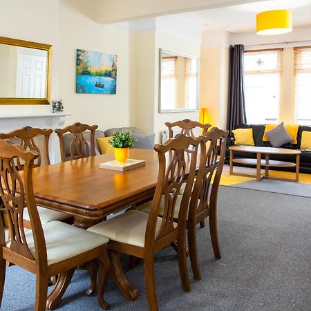 Litherland Newly Launched 3 Bedroom House With Free Parking מראה חיצוני תמונה