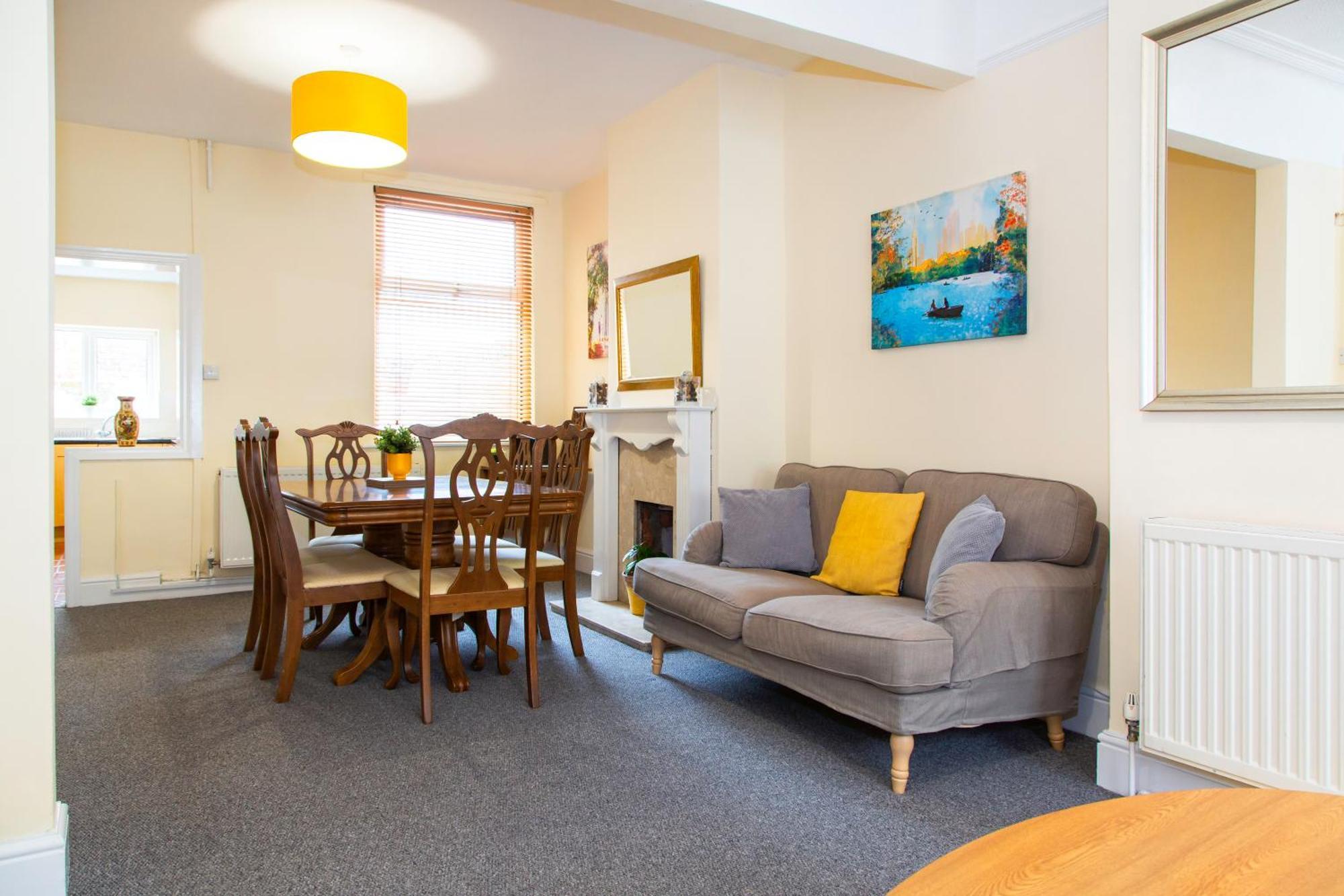 Litherland Newly Launched 3 Bedroom House With Free Parking מראה חיצוני תמונה