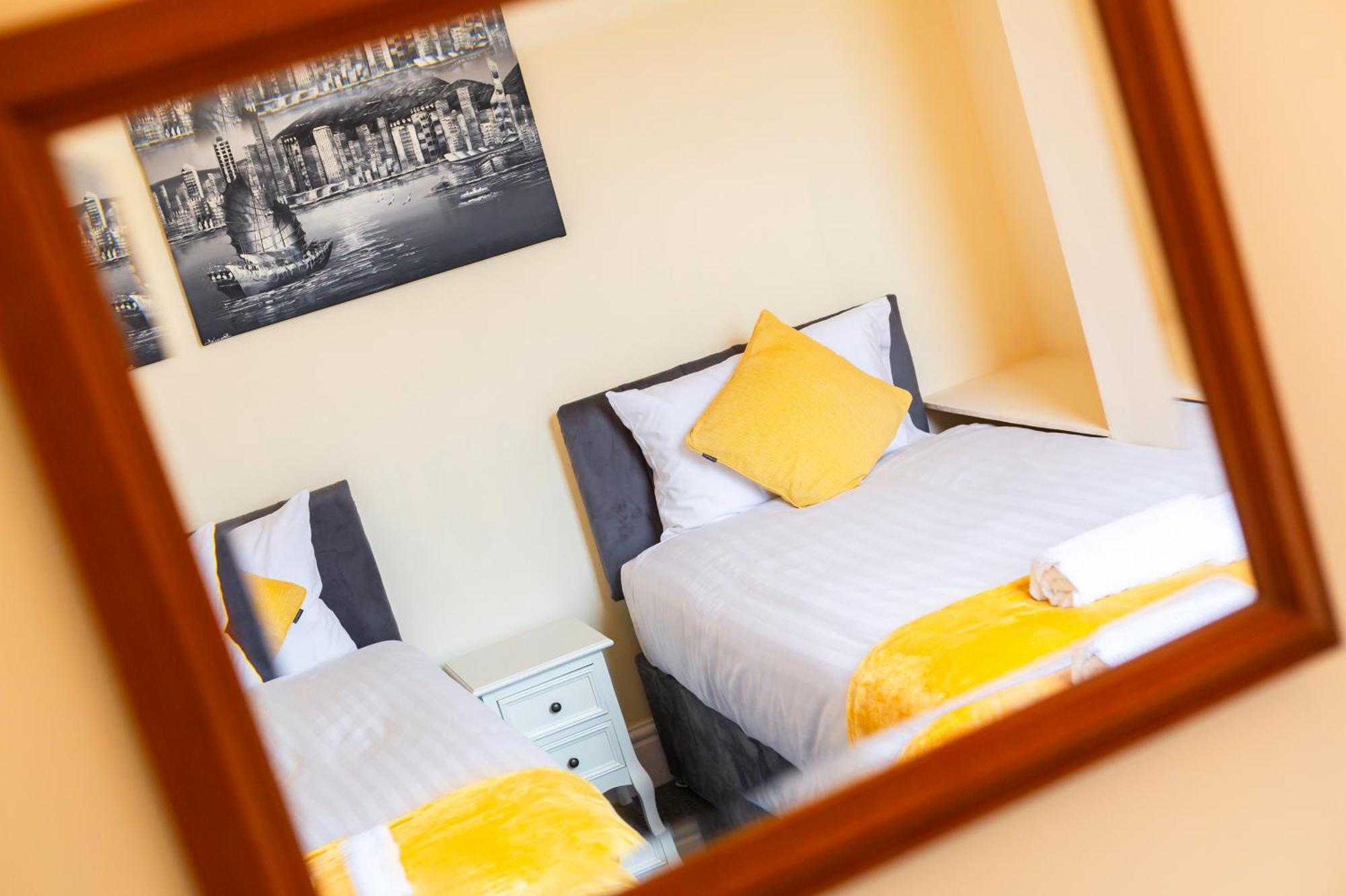 Litherland Newly Launched 3 Bedroom House With Free Parking מראה חיצוני תמונה