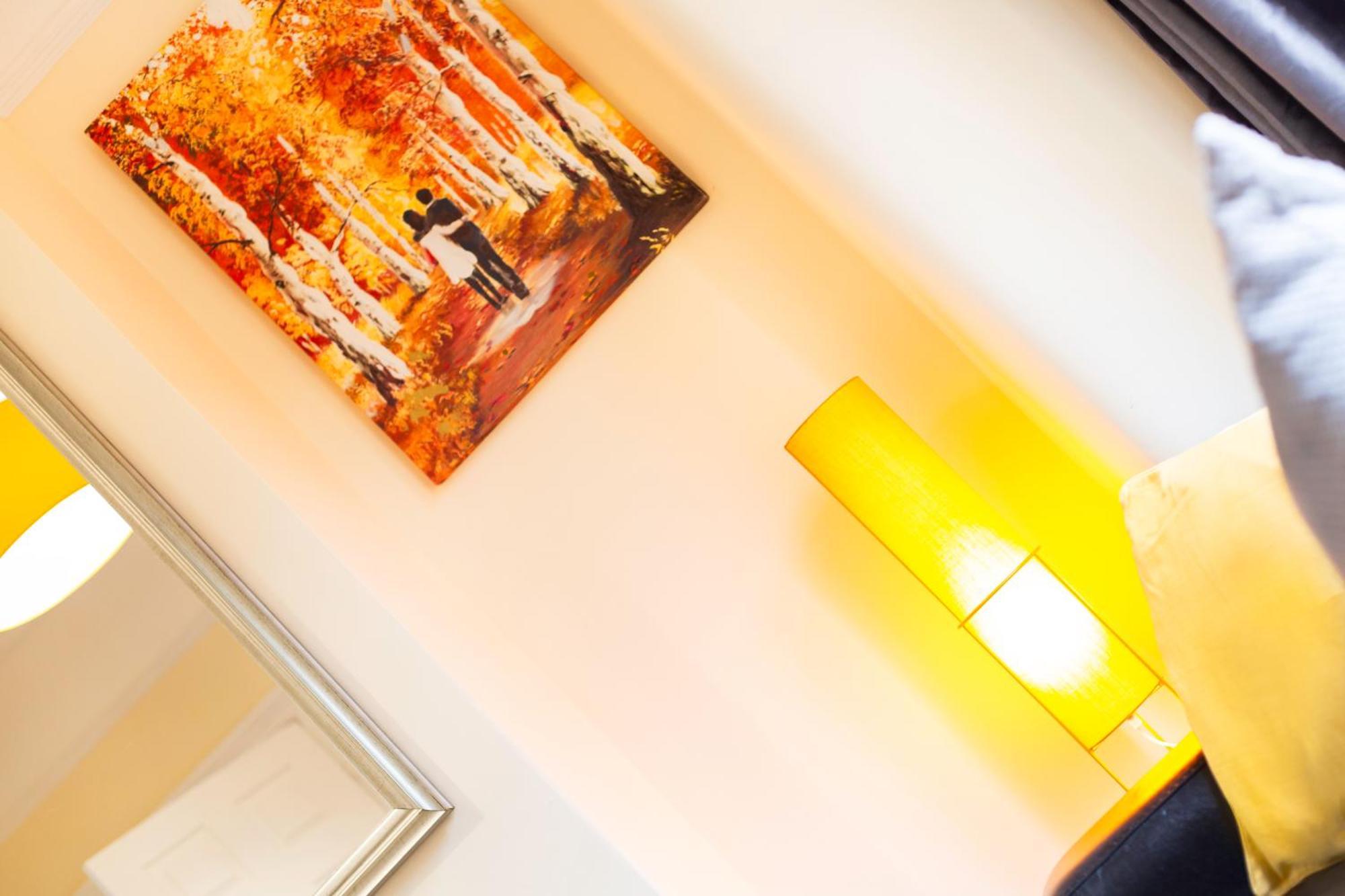 Litherland Newly Launched 3 Bedroom House With Free Parking מראה חיצוני תמונה